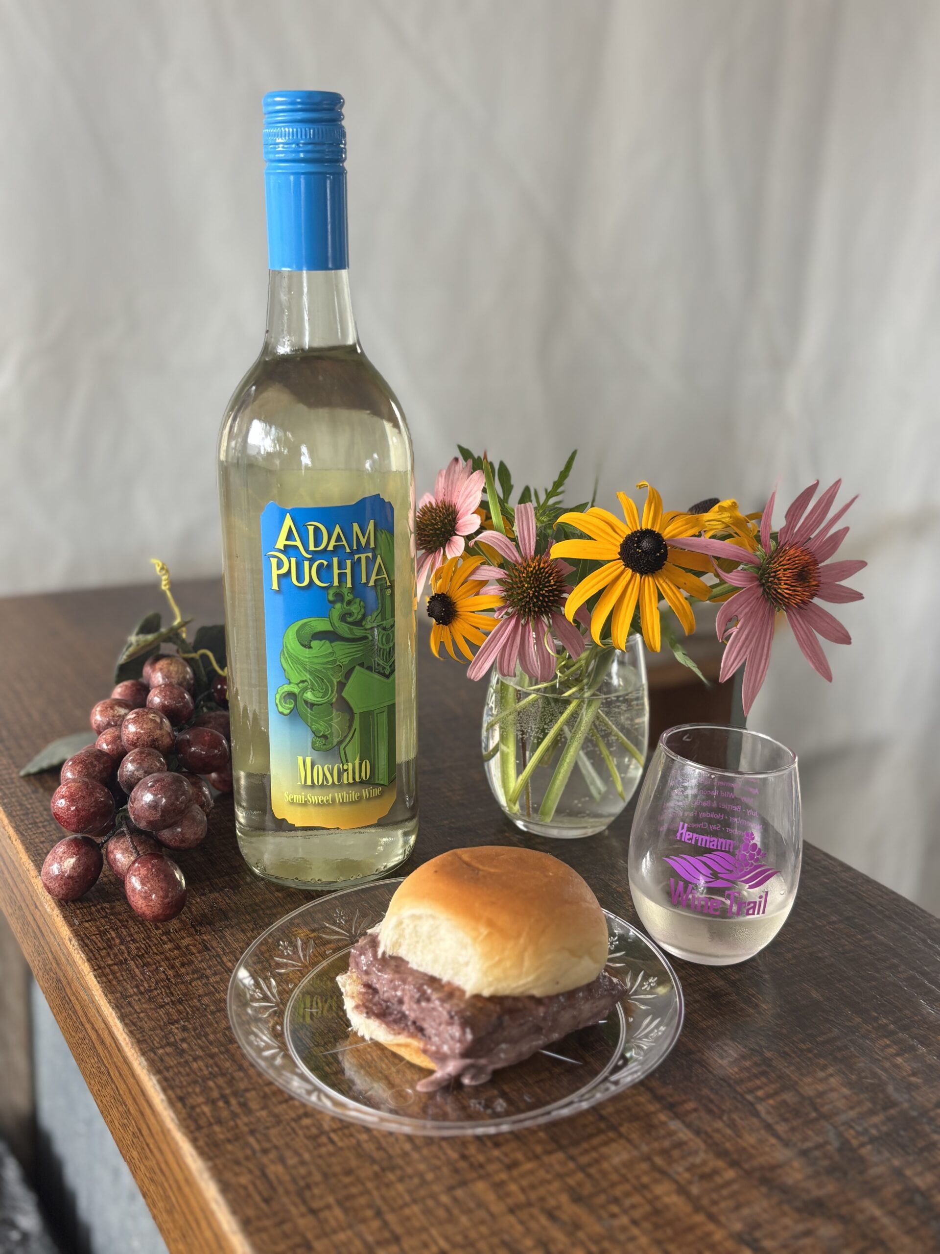 Smoked Chicken Slider with Berry White BBQ Sauce Recipe - Hermann Missouri Wine Trail